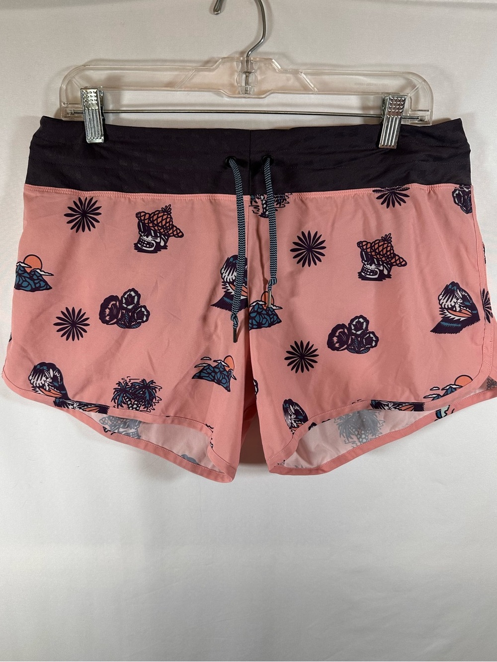 rabbit Surf 'N Turf 2.5" Running Shorts Sugar Swizzle Palm Flower Pink L